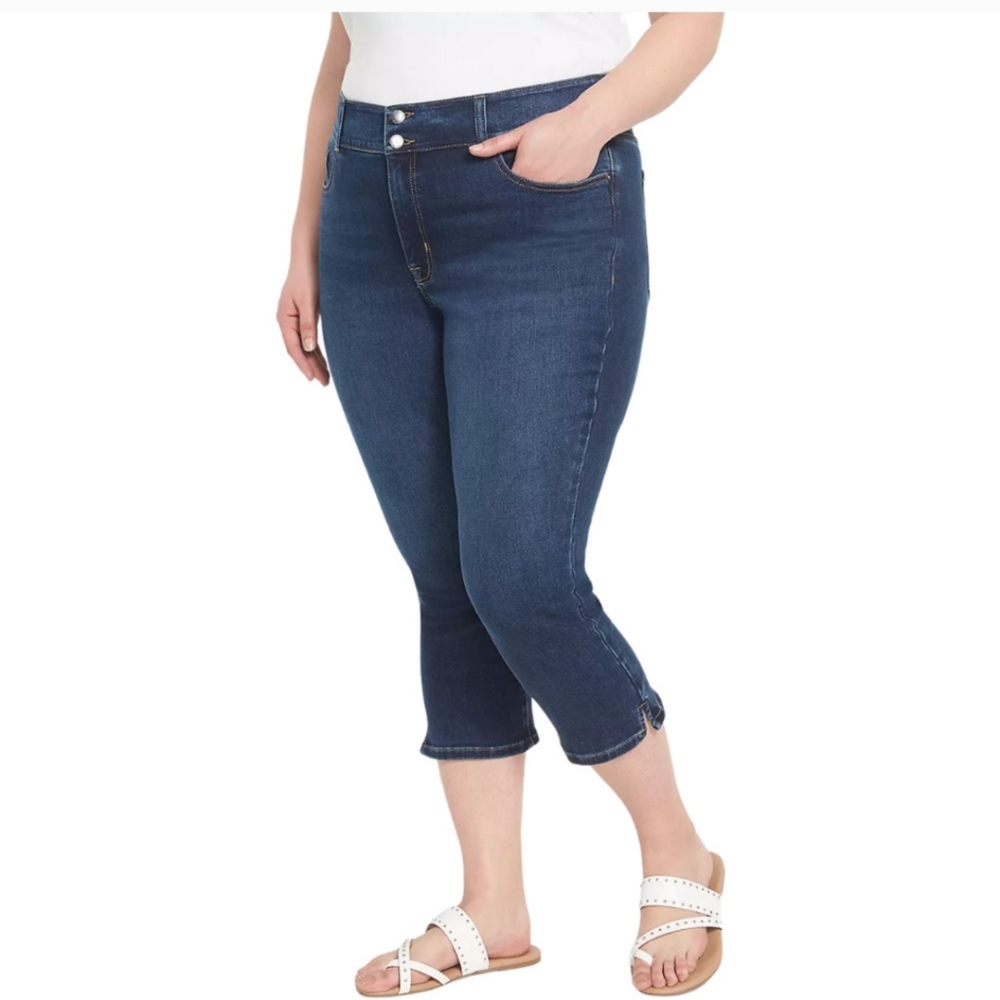 NWT Denim Capris Size 18